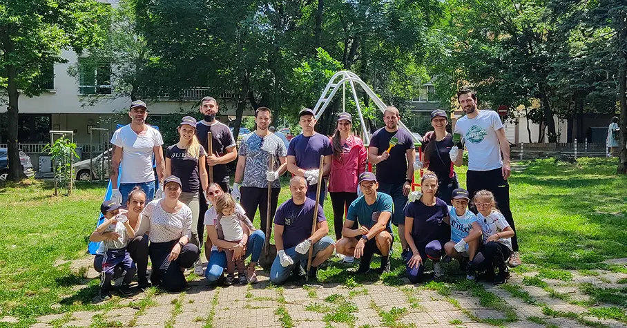 Amusnet Amusnet’s team at the Water Tower Garden equipped with tools to renovate the site commitment to CSR activities by renovating the Water Tower Garden in Lozenets